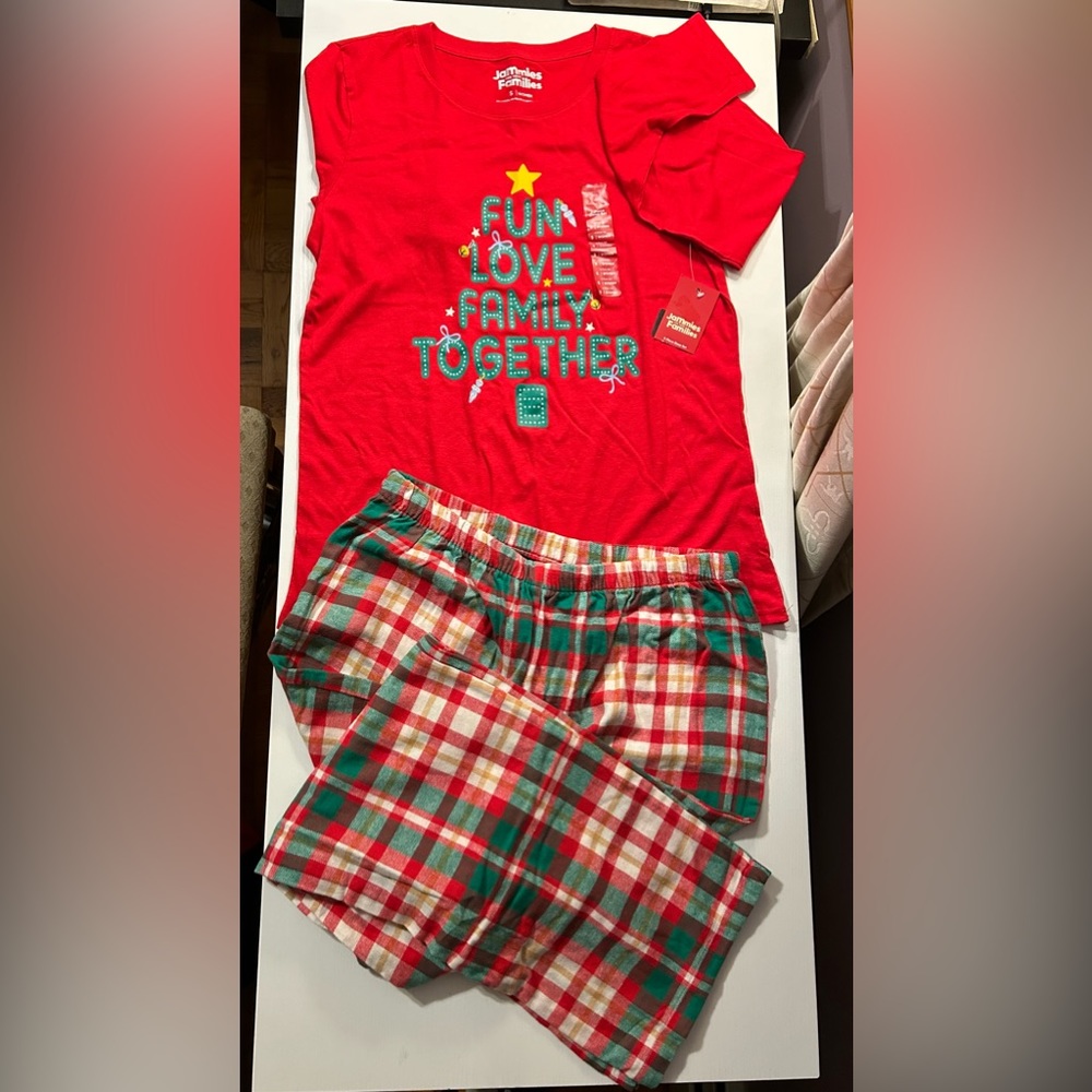 NWT Pajama PJ Holiday Festive Plaid Set